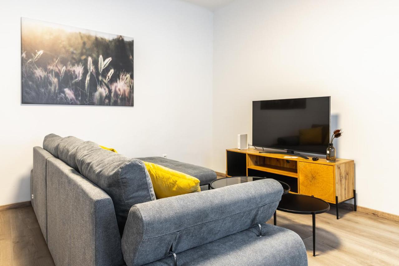 Modern And Lovely Apartment Next To Subway Station Viena Exterior foto