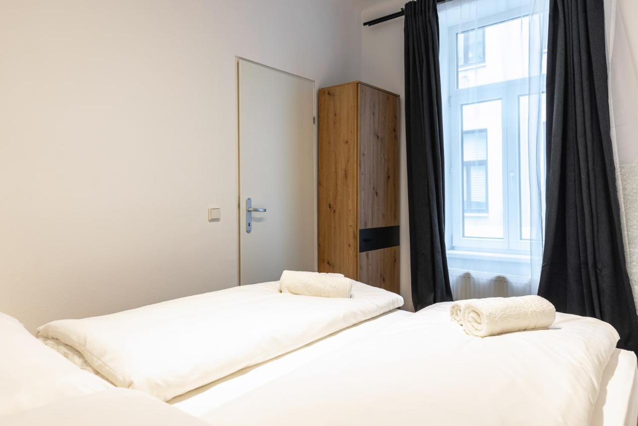 Modern And Lovely Apartment Next To Subway Station Viena Exterior foto
