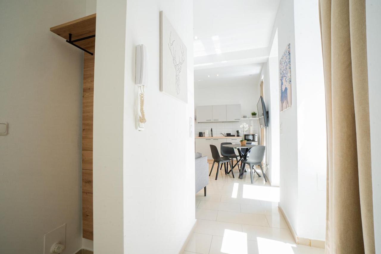 Modern And Lovely Apartment Next To Subway Station Viena Exterior foto